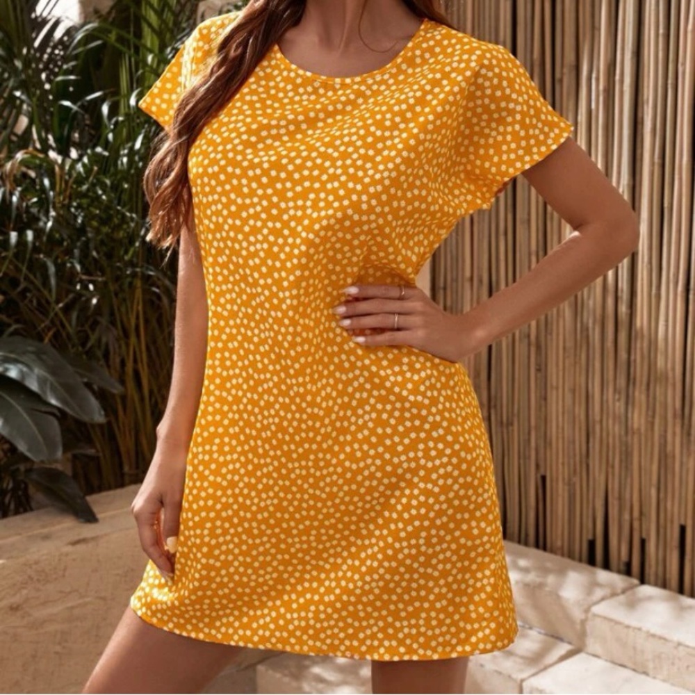 SHEIN NWOT size S Batwing Sleeve Ditsy Floral Dress